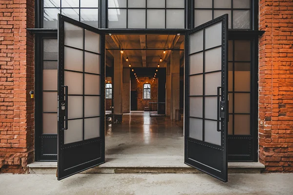 Skilled Window Contractor